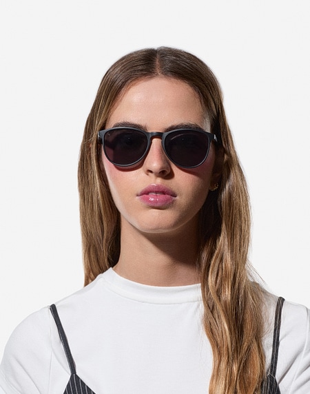 Sunglasses Hawkers OLLIE XS - POLARIZED BLACK DARK