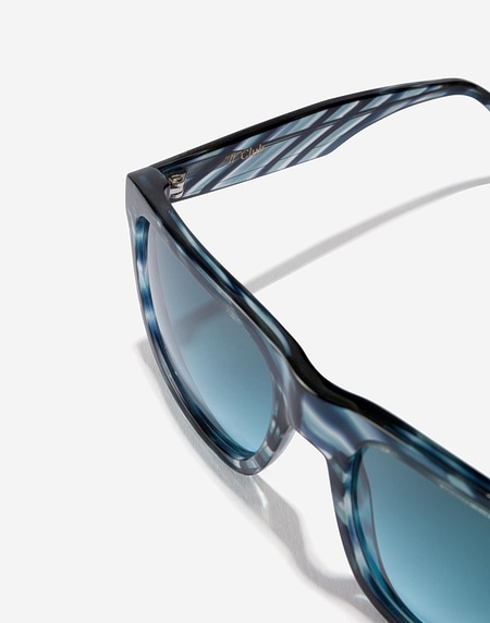 Nos Lunettes de Soleil Hawkers BLUE HAVANA GRADIENT BLUE HOWLIN