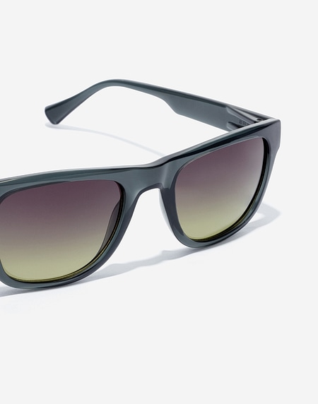 Sunglasses Hawkers TOX - CRYSTAL MOSS
