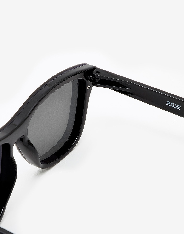 Sunglasses Hawkers CHROME ONE VENM HYBRID
