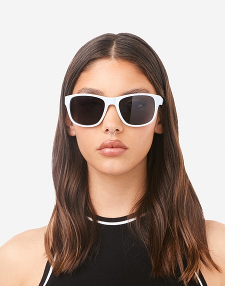 Sunglasses Hawkers OWENS - POLARIZED CLOUD BLACK DARK