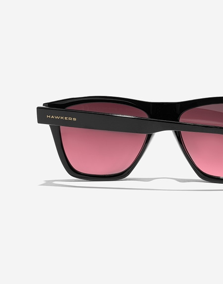 Sunglasses Hawkers ONE LS RAW - BLACK WINE