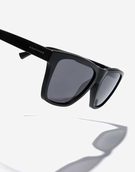 Sunglasses Hawkers ONE LS RAW - POLARIZED BLACK