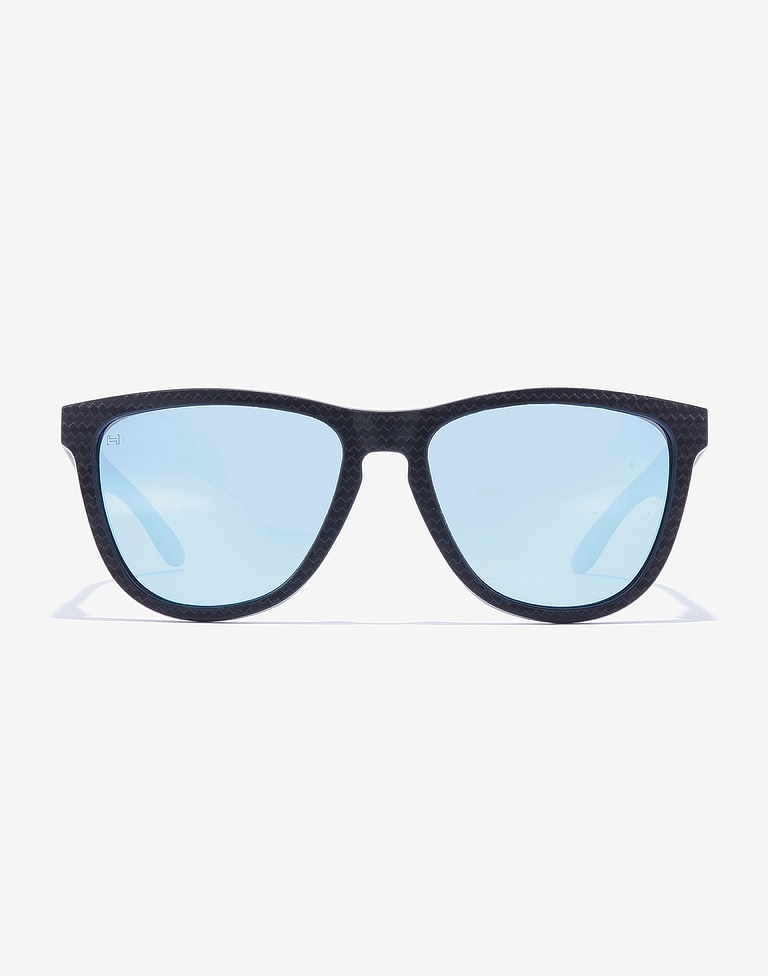 Sunglasses Hawkers ONE RAW CARBON FIBER - POLARIZED BLUR CHROME