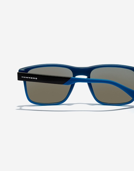 Nos Lunettes de Soleil Hawkers PEAK - BLACK FUSION SKY