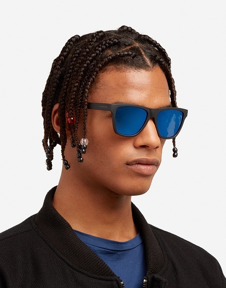 Sunglasses Hawkers ONE LS RAW - POLARIZED BLACK SLATE SKY