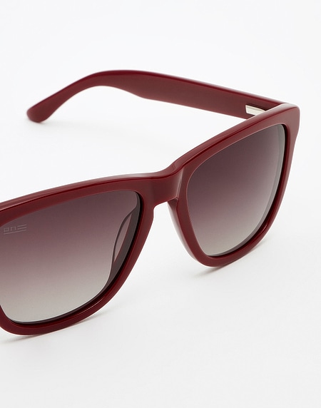 Sunglasses Hawkers DIAMOND BURGUNDY - DARK ONE X