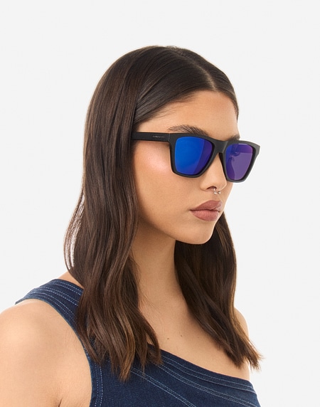 Gafas de sol Hawkers POLARIZED RUBBER BLACK - SKY ONE LS