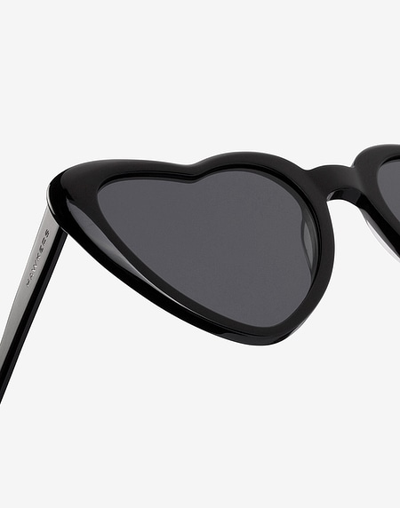 Sunglasses Hawkers BLACK DARK CUORE