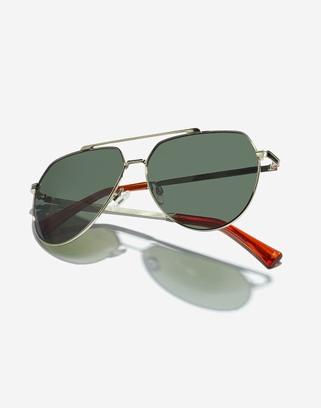 Sunglasses Hawkers SHADOW - POLARIZED KARAT GREEN
