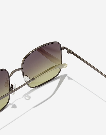 Sunglasses Hawkers ROYAL FLUSH - GUN METAL MOSS