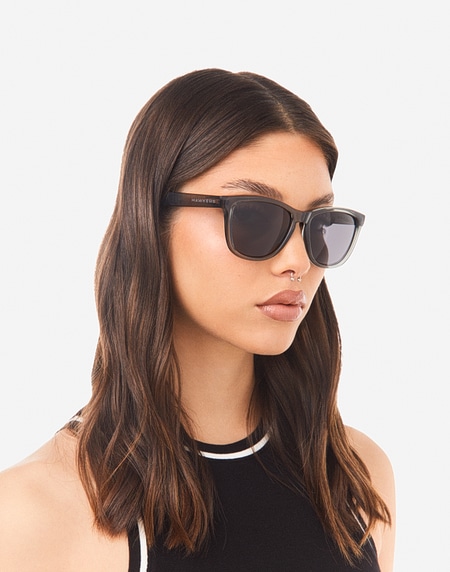 Lentes de sol Hawkers ONE RAW - BLACK TRANSPARENT DARK