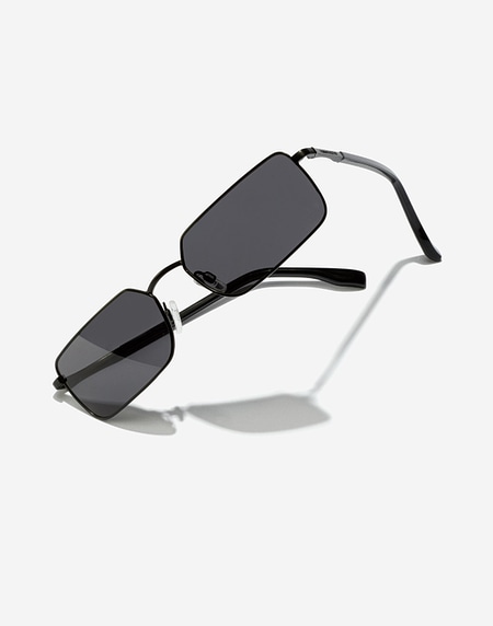 Sunglasses Hawkers SOUR - BLACK DARK