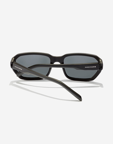 Sunglasses Hawkers BOLT - POLARIZED BLACK DARK