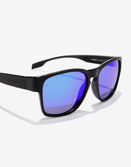 Sunglasses Hawkers CORE RAW - BLACK SKY