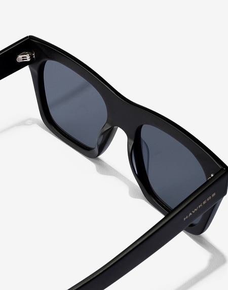 Nos Lunettes de Soleil Hawkers BLACK NARCISO