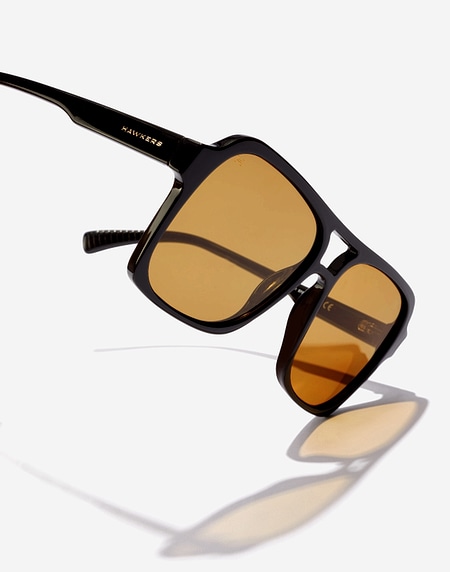 Sunglasses Hawkers ALEMBERT XL - BLACK MUSTARD