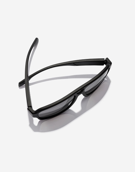 Lentes de sol Hawkers STEEZY - BLACK