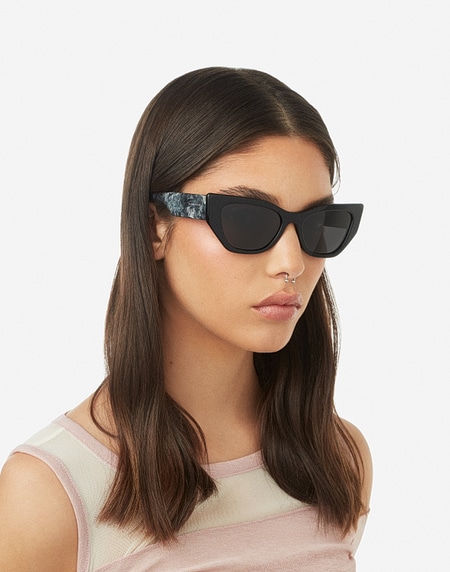 Sunglasses Hawkers MANHATTAN - POLARIZED GRANITE DARK