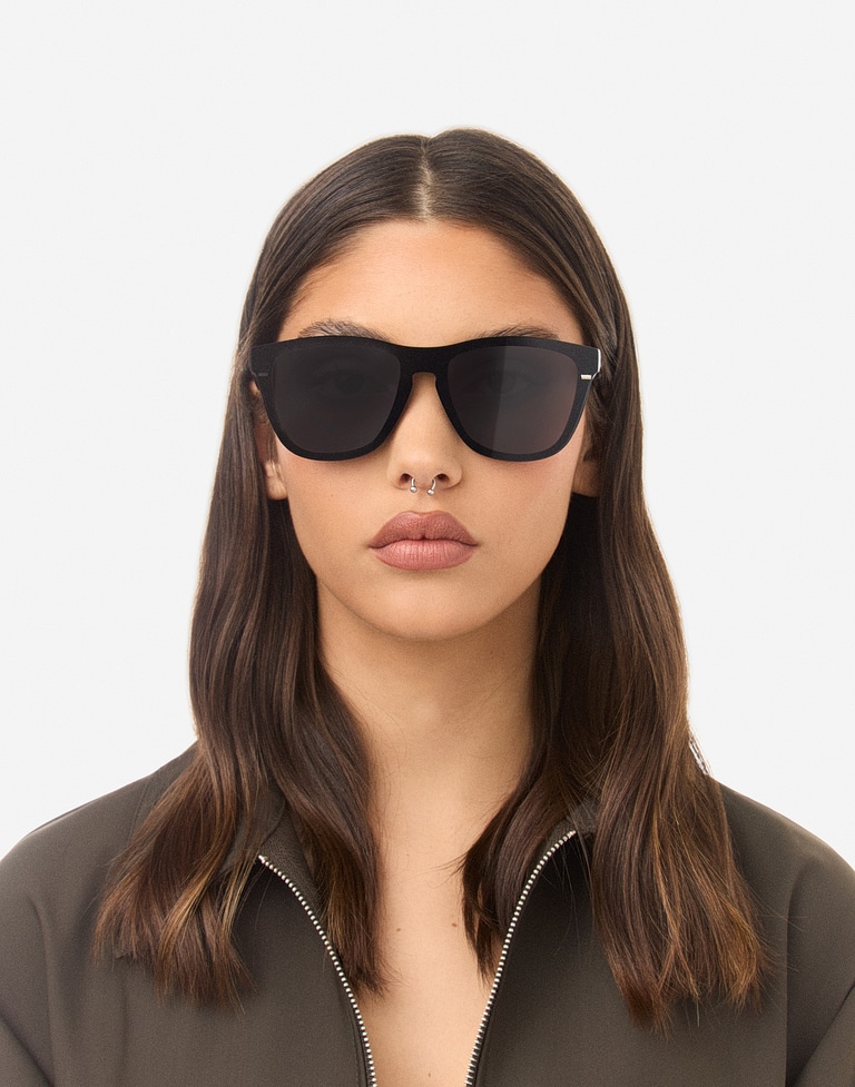 Sunglasses Hawkers ONE DREAM - BLACK GREY