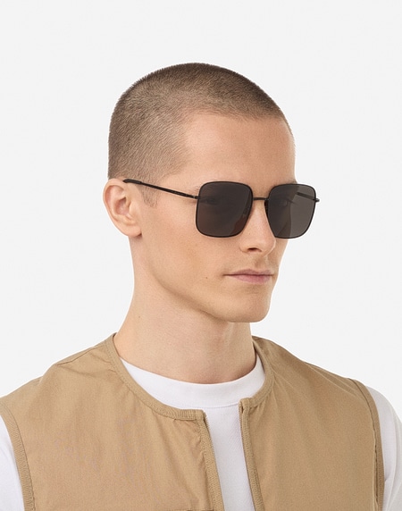 Sunglasses Hawkers ROYAL FLUSH - POLARIZED BLACK DARK