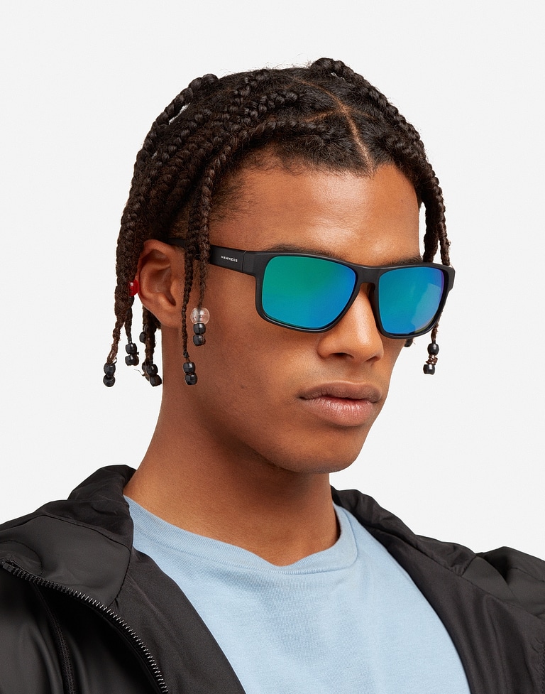 Sunglasses Hawkers BLACK EMERALD FASTER