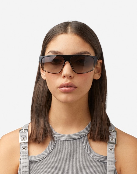 Sunglasses Hawkers ASTRO - BLACK CAREY EARTH ECO