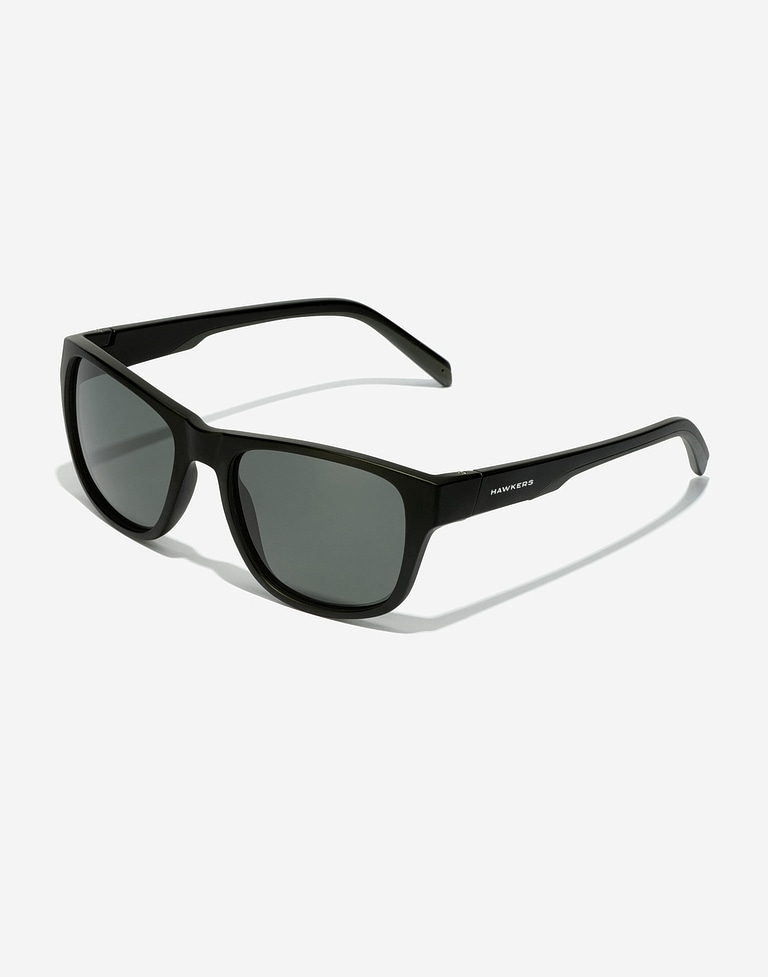Sunglasses Hawkers OWENS - POLARIZED BLACK DARK