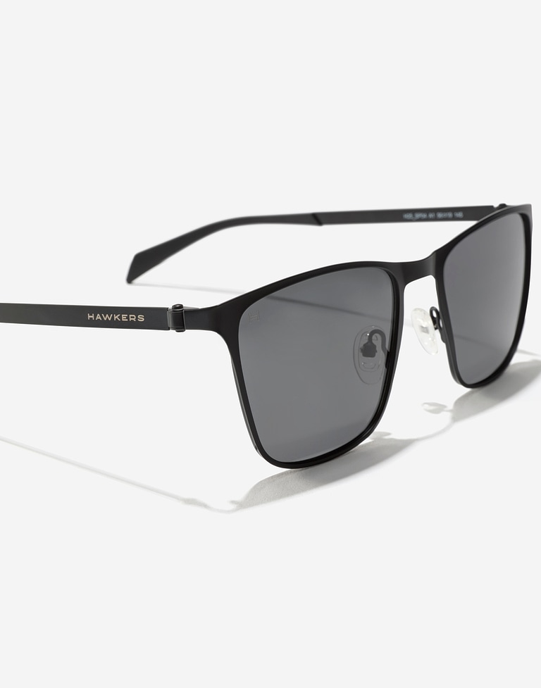Sunglasses Hawkers ONE FLEX - POLARIZED BLACK DARK