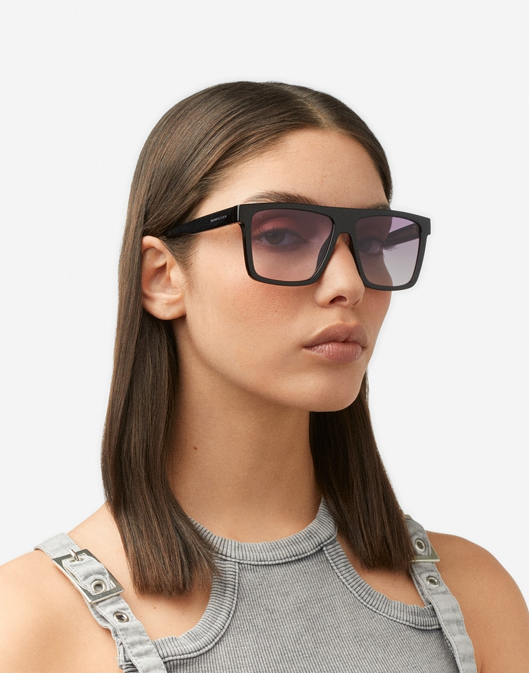 Sunglasses Hawkers ASPEN - BLACK IRIS ECO
