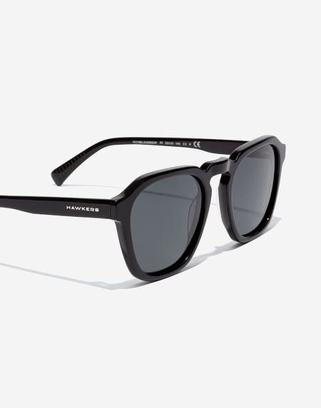 Sunglasses Hawkers BLACKJACK - POLARIZED BLACK DARK