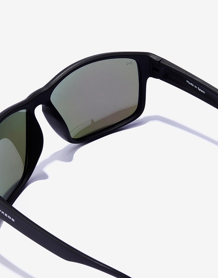 Sunglasses Hawkers FASTER RAW - POLARIZED BLACK EMERALD