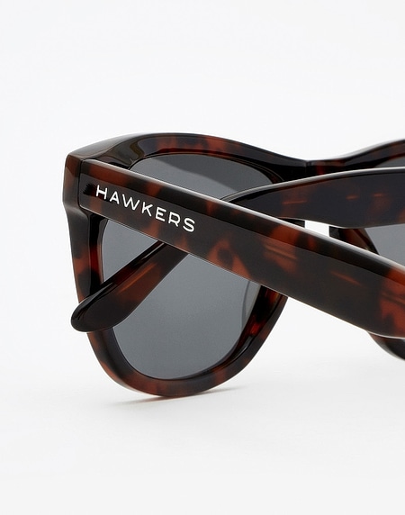 Sunglasses Hawkers BLACK CAREY - DAARK ONE X