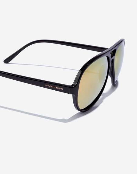 Sunglasses Hawkers SOUTH BEACH - POLARIZED BLACK PURPLE