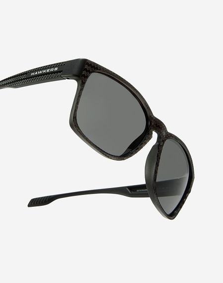 Gafas de sol Hawkers CORE RAW CARBON FIBER - POLARIZED BLACK DARK