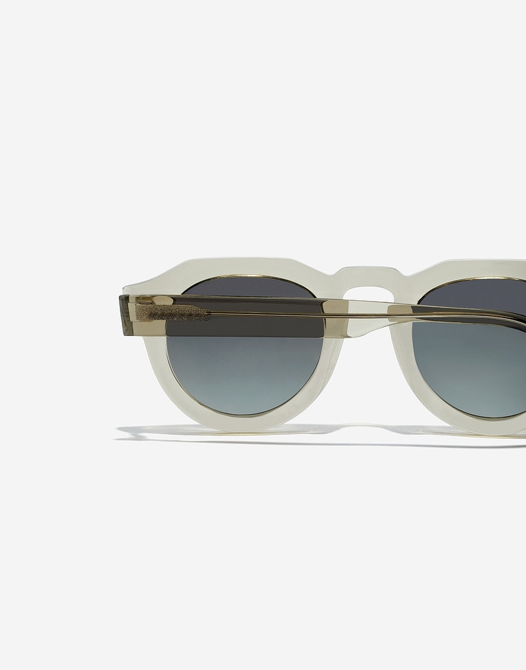 Nos Lunettes de Soleil Hawkers WARWICK UPTOWN - CLEAR SMOKE DARK
