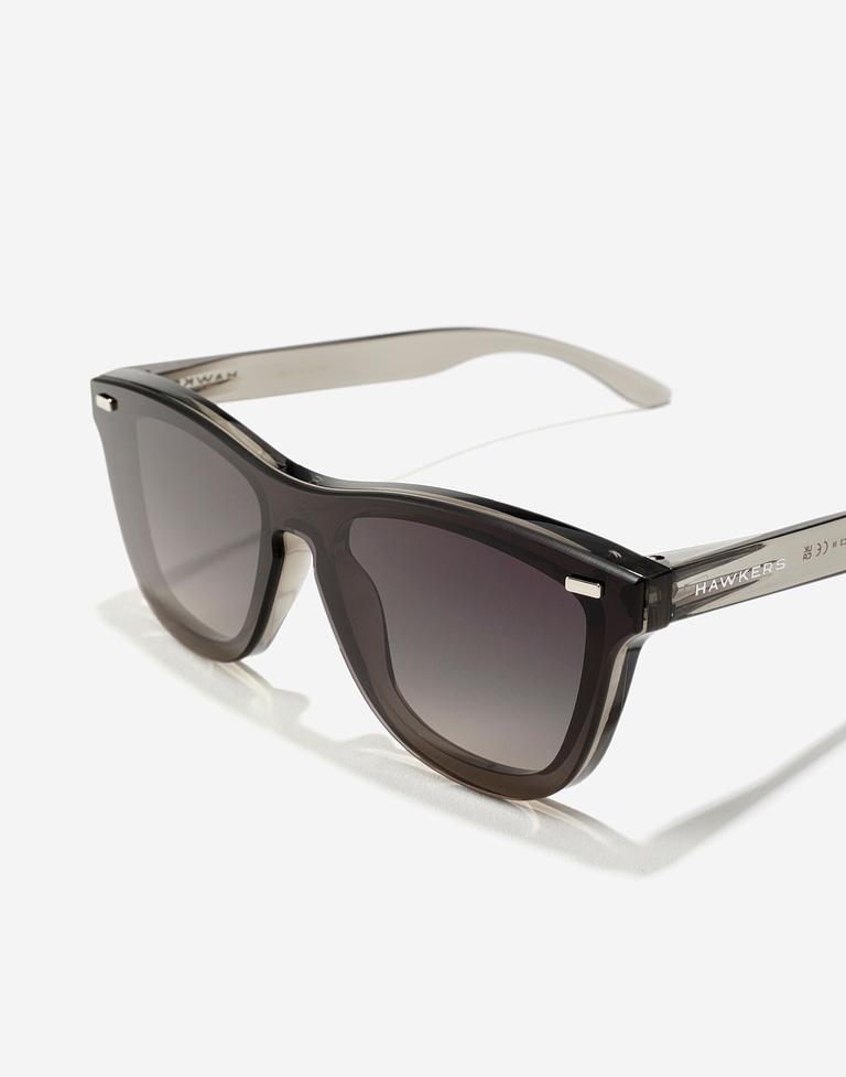 Sunglasses Hawkers ONE VENM RAW - STONE SMOKY BLACK