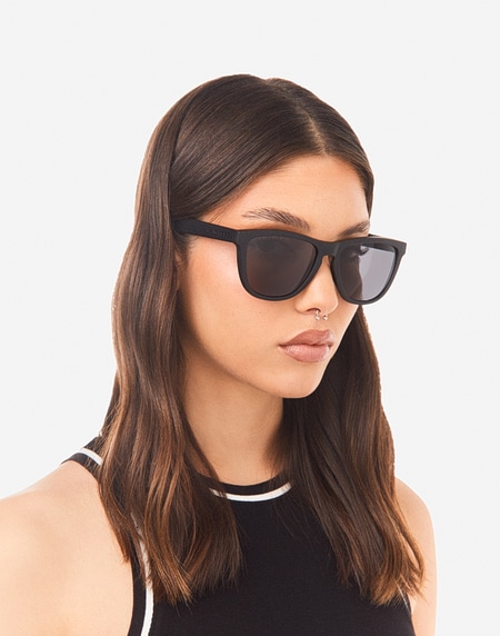 バンデルオーラ　dark hasu Hawkers sunglasses AURA - POLARIZED BLACK