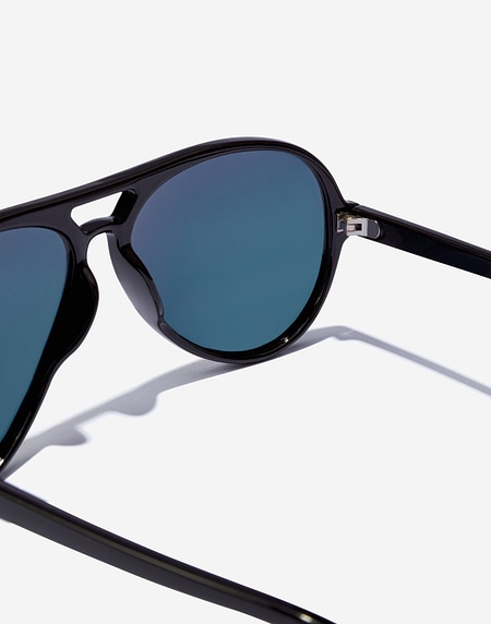 Sunglasses Hawkers SOUTH BEACH - POLARIZED BLACK PURPLE
