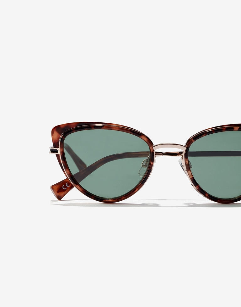 Sunglasses Hawkers CAREY GREEN BOTTLE FELINE