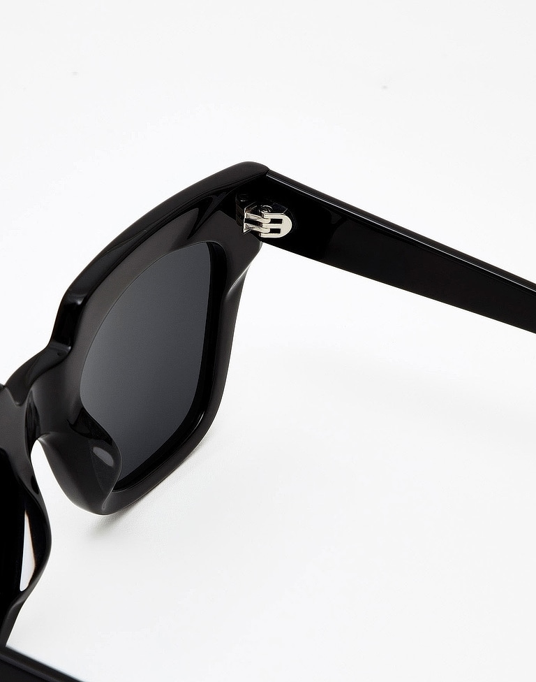 Sunglasses Hawkers DIAMOND BLACK - DARK ROW X