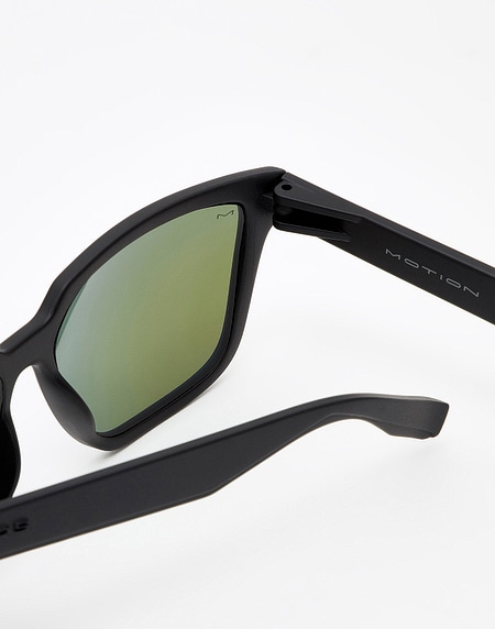 Sunglasses Hawkers CARBON BLACK EMERALD MOTION