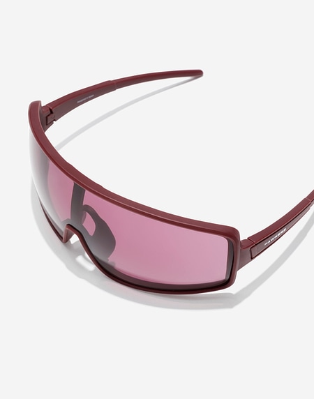 Nos Lunettes de Soleil Hawkers TIGER - REDISH GRAPE
