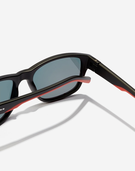 Gafas de sol Hawkers OWENS - POLARIZED BLACK RED RUBY