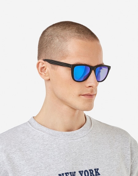 Sunglasses Hawkers ONE RAW CARBON FIBER - POLARIZED SKY