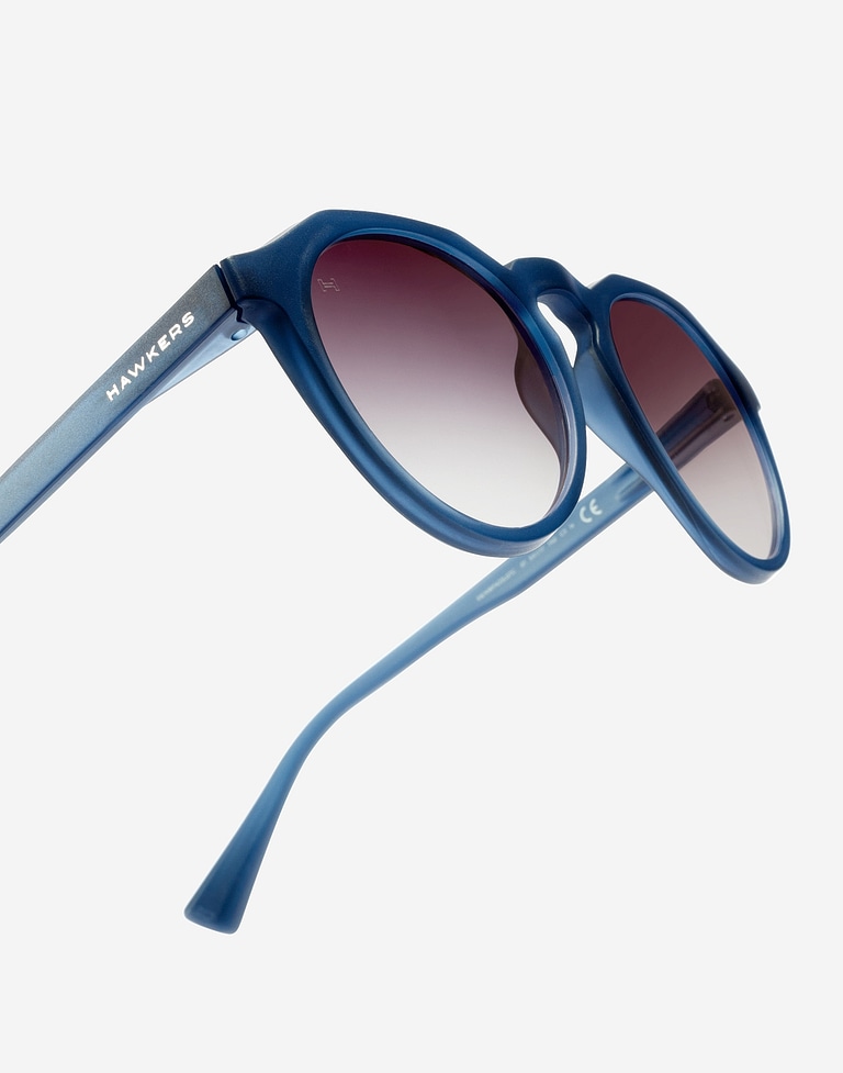 Sunglasses Hawkers WARWICK RAW - NAVY TRANSPARENT IRON