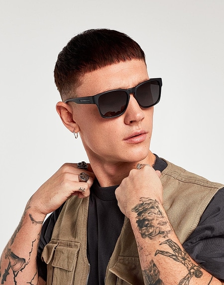 Nos Lunettes de Soleil Hawkers CORE - BLACK