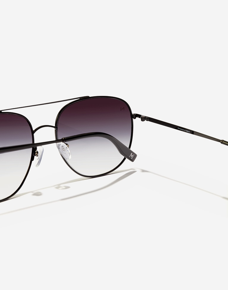 Nos Lunettes de Soleil Hawkers SWAG - BLACK IRON