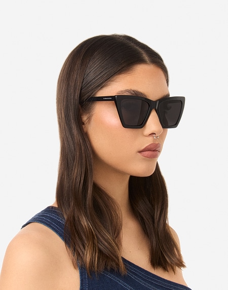 Lentes de sol Hawkers FLUSH - POLARIZED BLACK DARK
