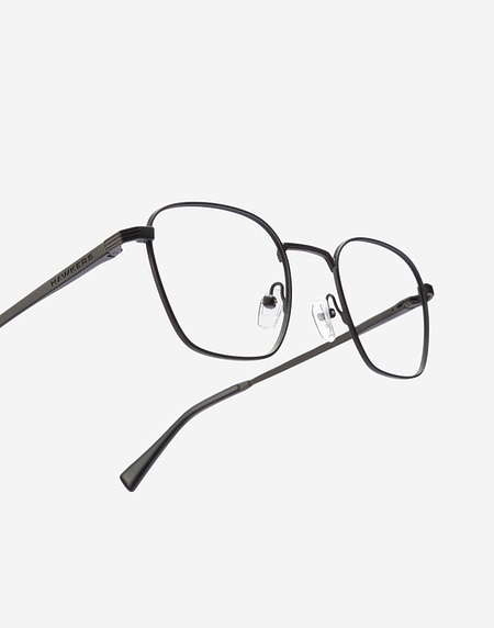 Blue Light Hawkers Black Chaptal